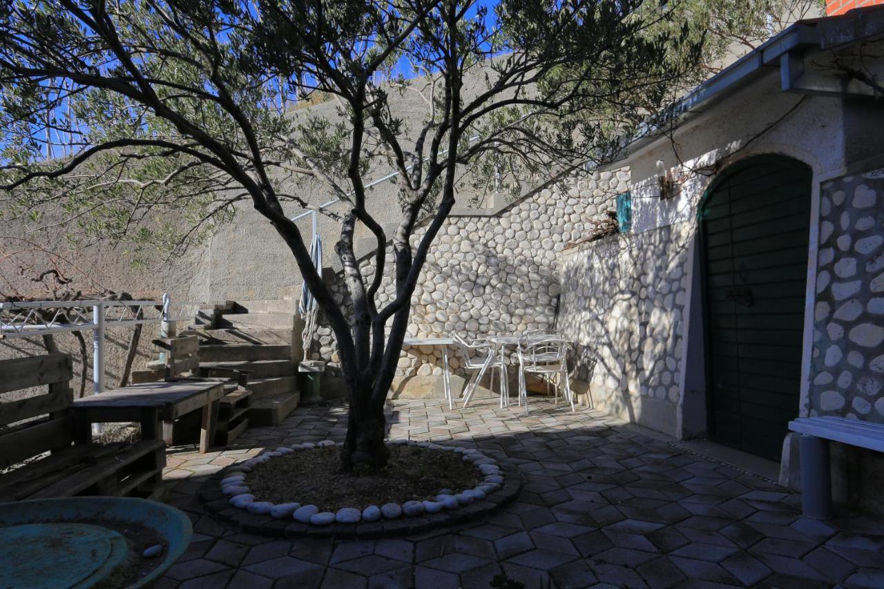 Apartments With A Parking Space Brela, Makarska - 18495 Exterior foto